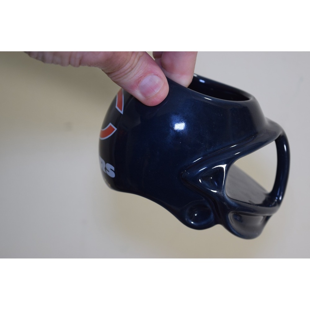 Vintage Chicago Bears Helmet NFL 1989 Handmade England Fantasy Workshop Mug Cup